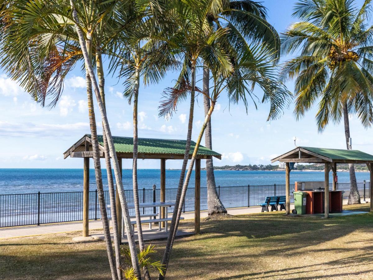 Nrma Bowen Beachfront Holiday Park Bagian luar foto