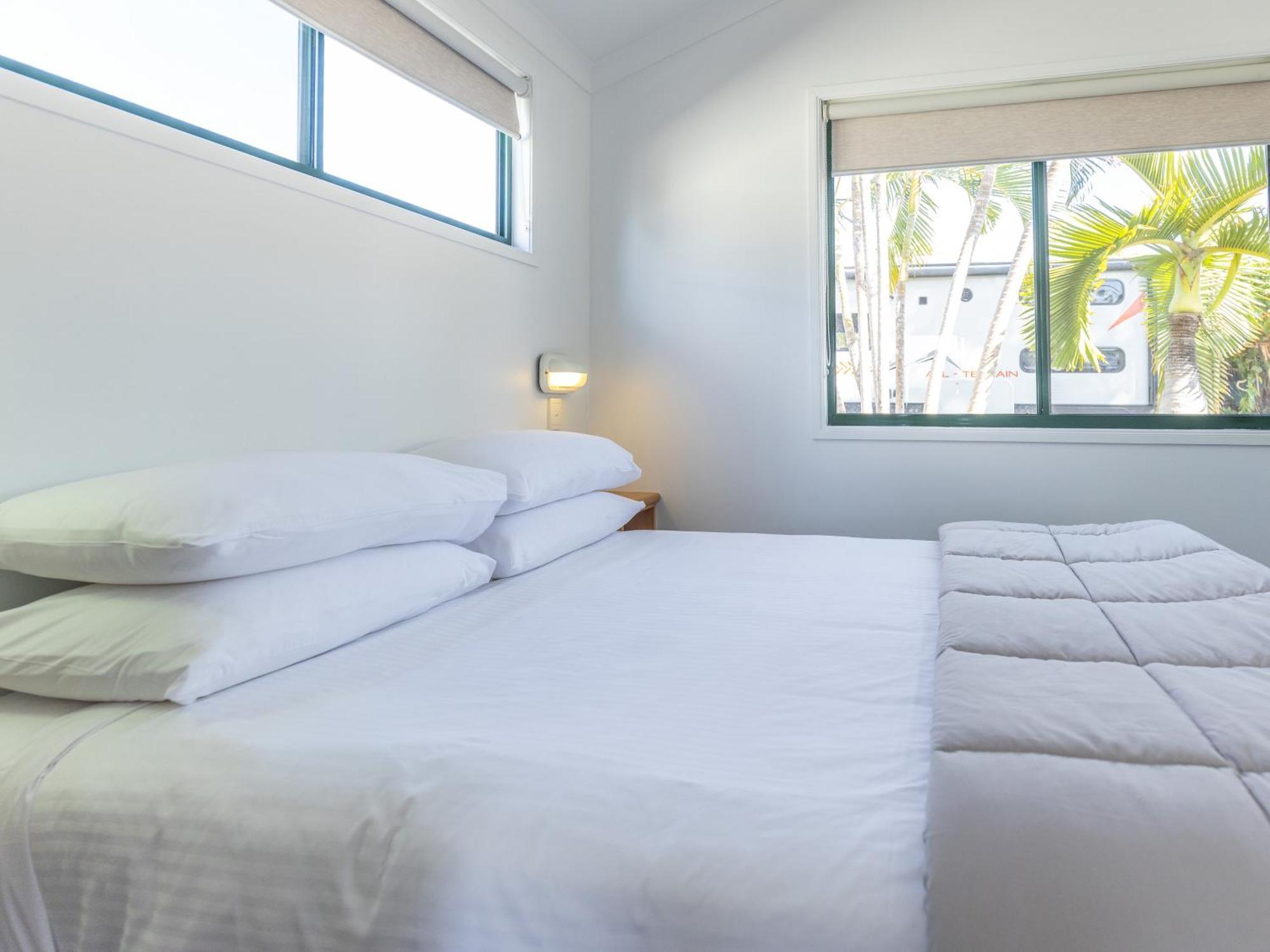 Nrma Bowen Beachfront Holiday Park Ruang foto
