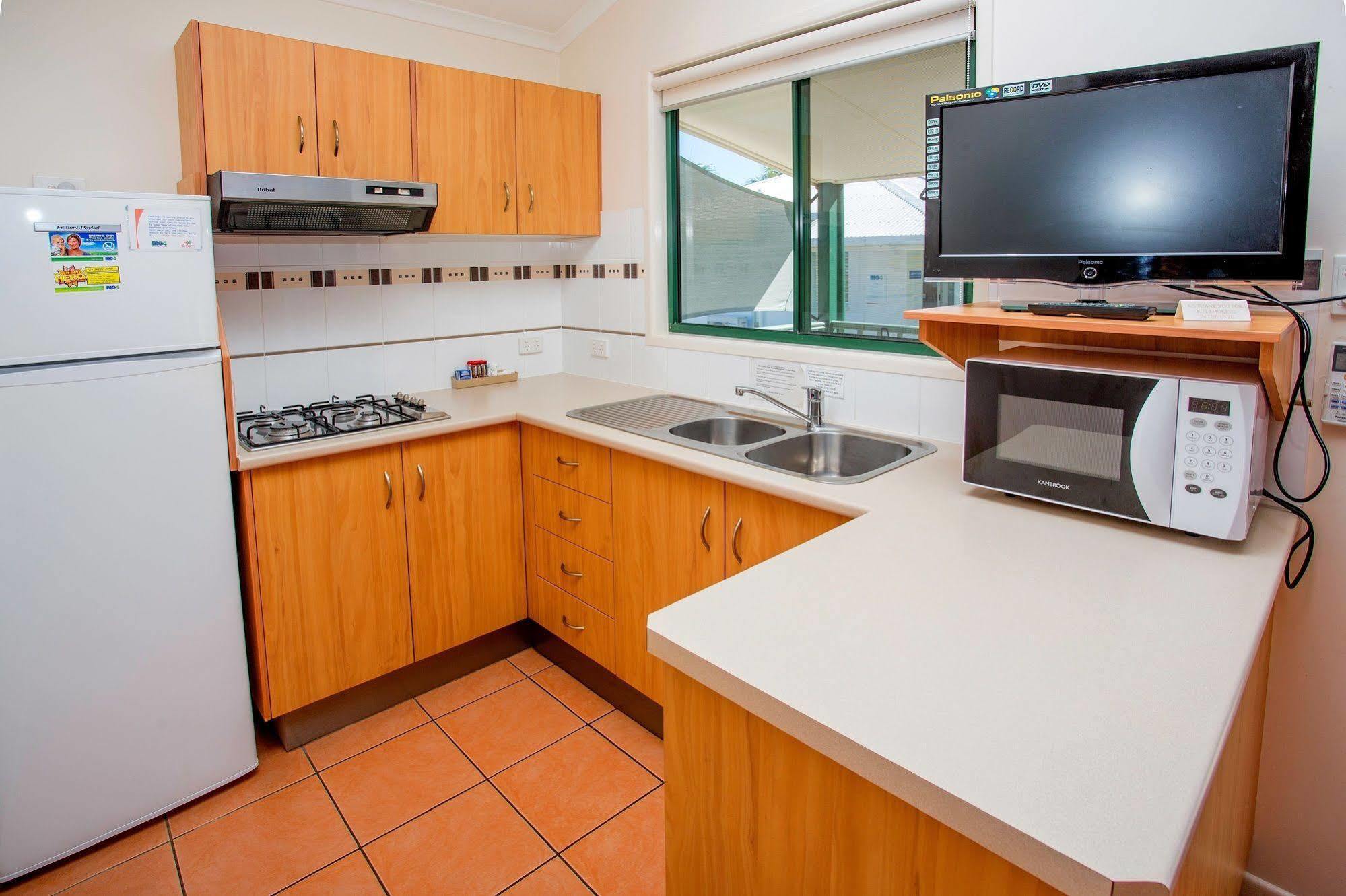 Nrma Bowen Beachfront Holiday Park Bagian luar foto