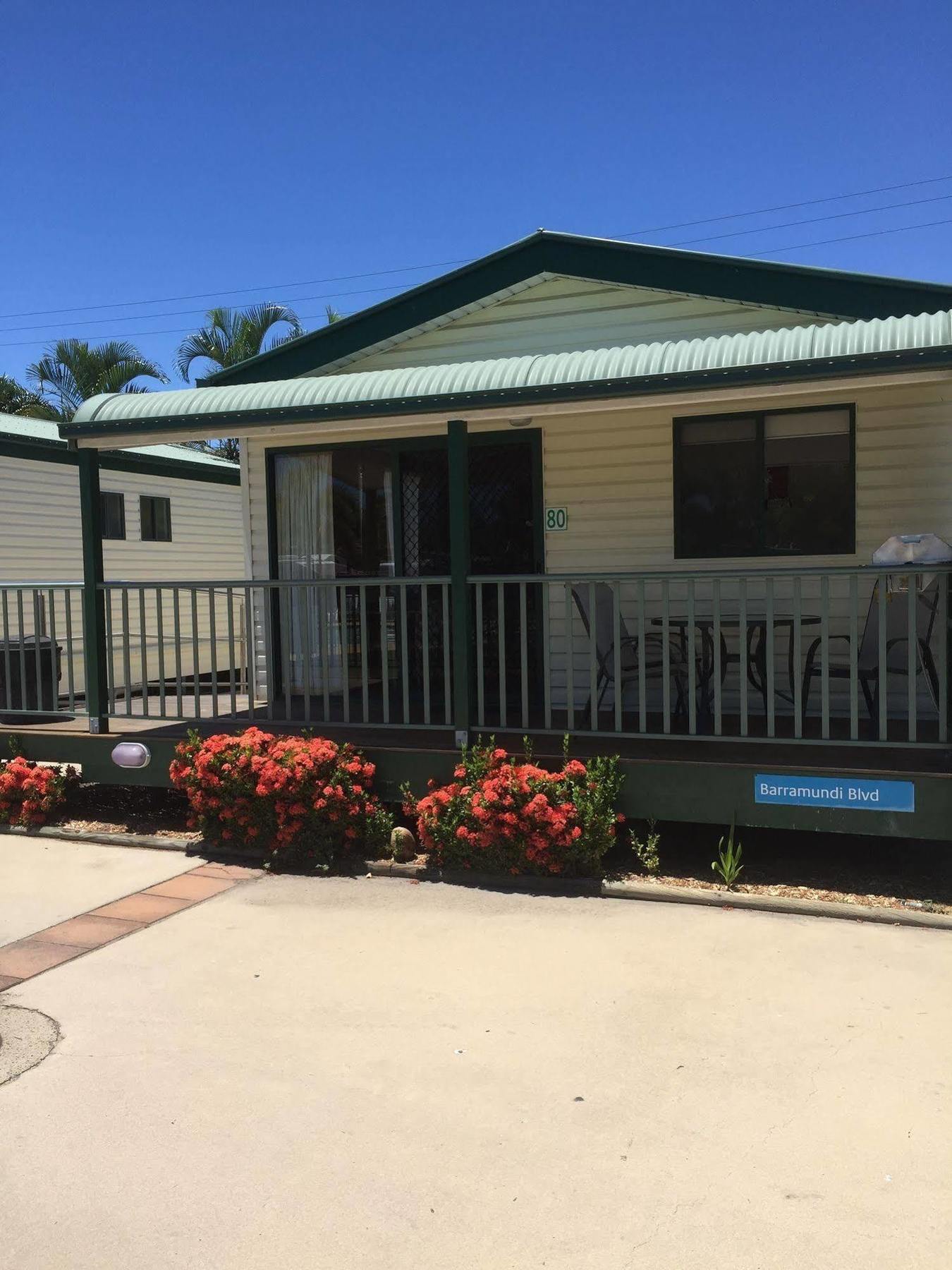 Nrma Bowen Beachfront Holiday Park Bagian luar foto